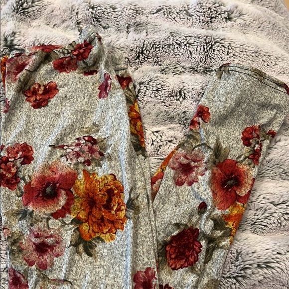 New Women's One Size Polyester Soft Leggings - Picture 1 of 3